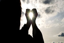 勇士主场大胜鹈鹕，士气高涨：一场不可错过的激动人心的比赛